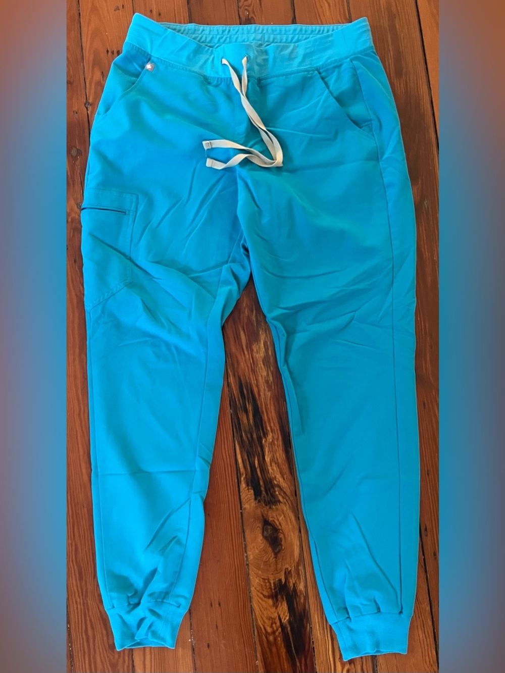 FIGS Caribbean Blue Zamora Jogger Scrub Pants - NWOT - LT